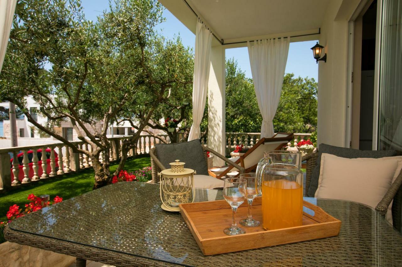 Villa Bosko Каштела Экстерьер фото
