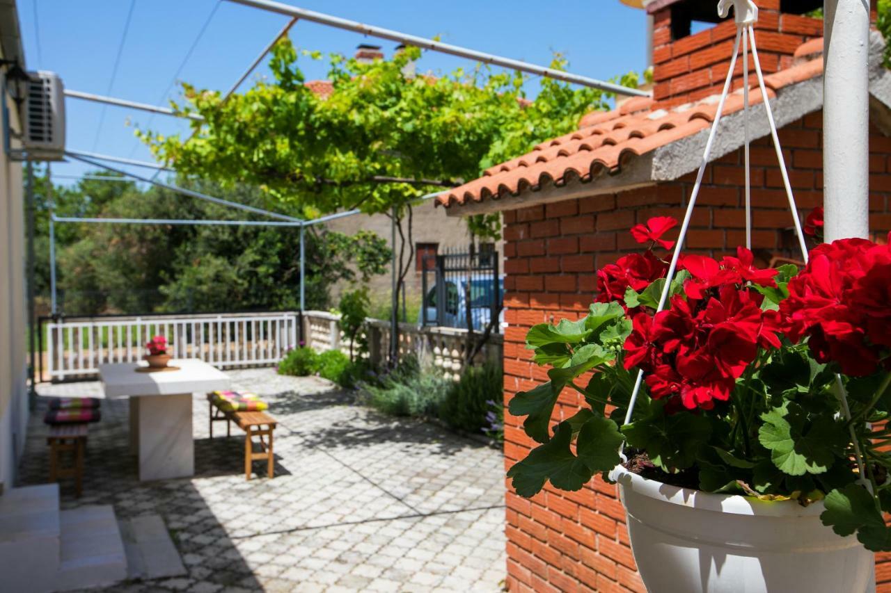 Villa Bosko Каштела Экстерьер фото